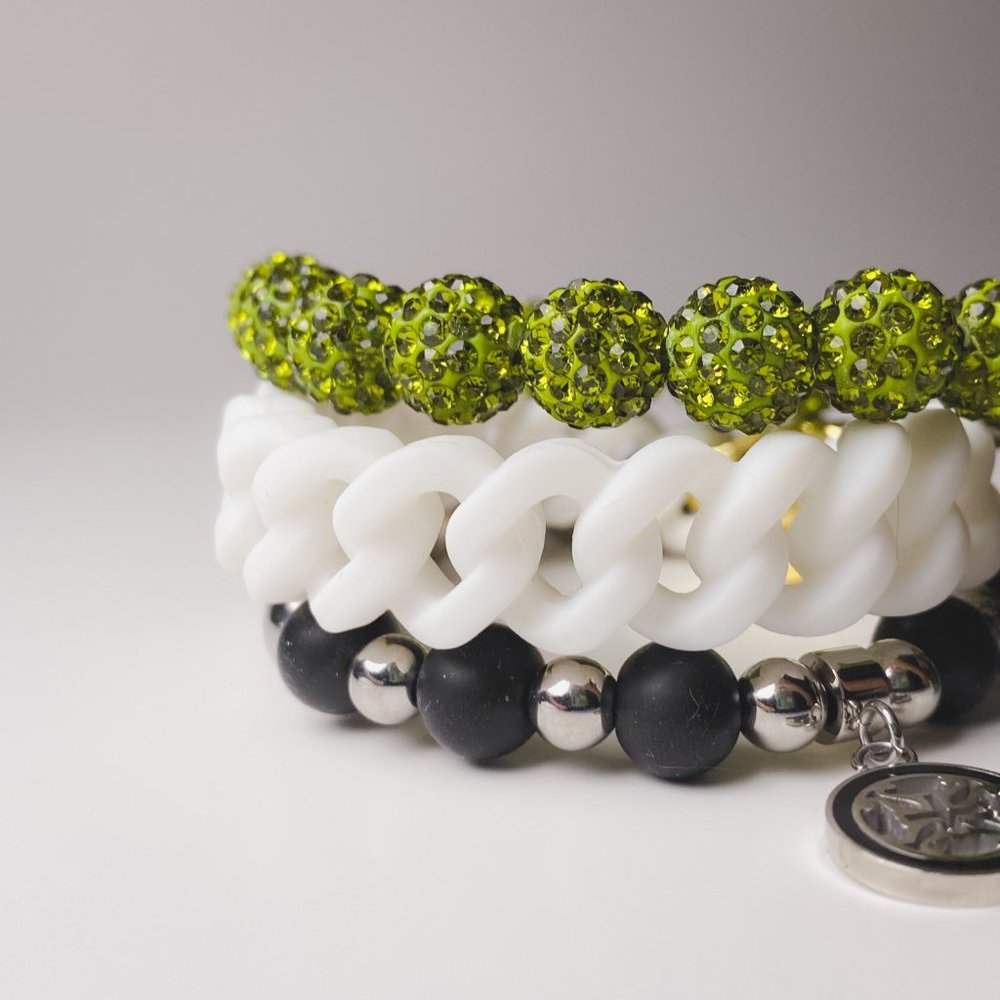 Rustic Cuff Green Rhinestone Rubber Black White Stackable Stretch Bracelet Set - Picture 5 of 11